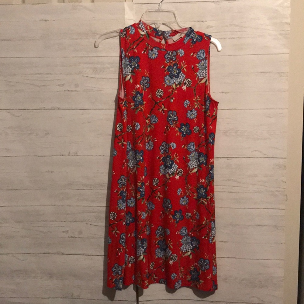 Loft dress - Picture 1 of 3